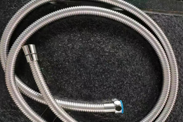 不锈钢淋浴管实拍照片2